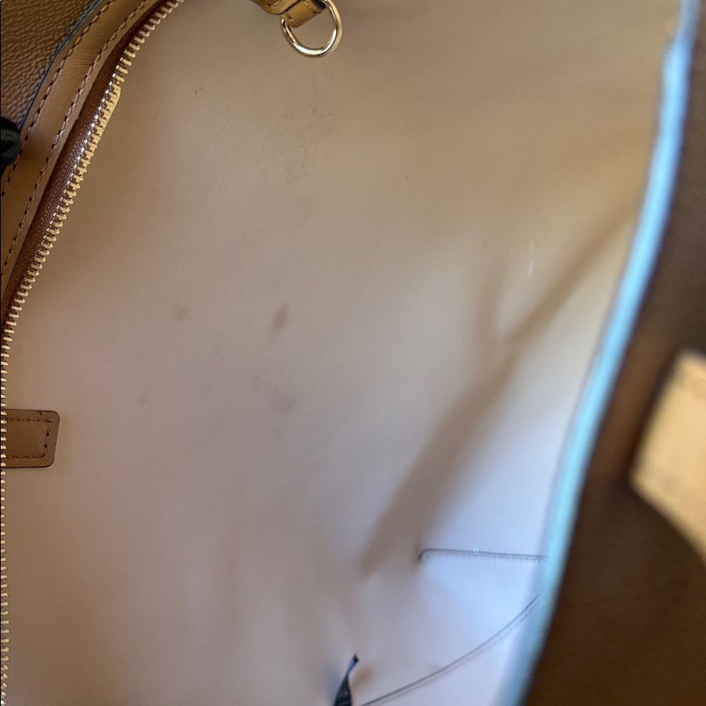 Michael Kors Hayley Large Leather Tote Bag - Picture 4 of 8